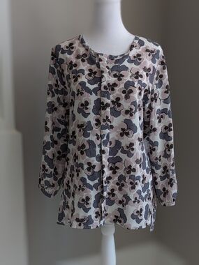 Floral Pansy Print Button Front Blouse - Pink/Gray Lg NWOT